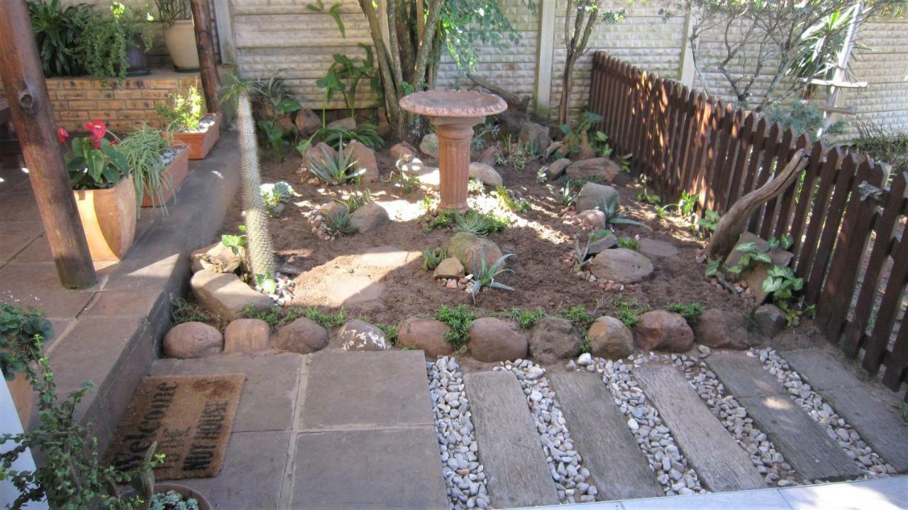 See Rus Self Catering Unit In Westbrook Kzn Private Neat And Cosy Eksteriør billede